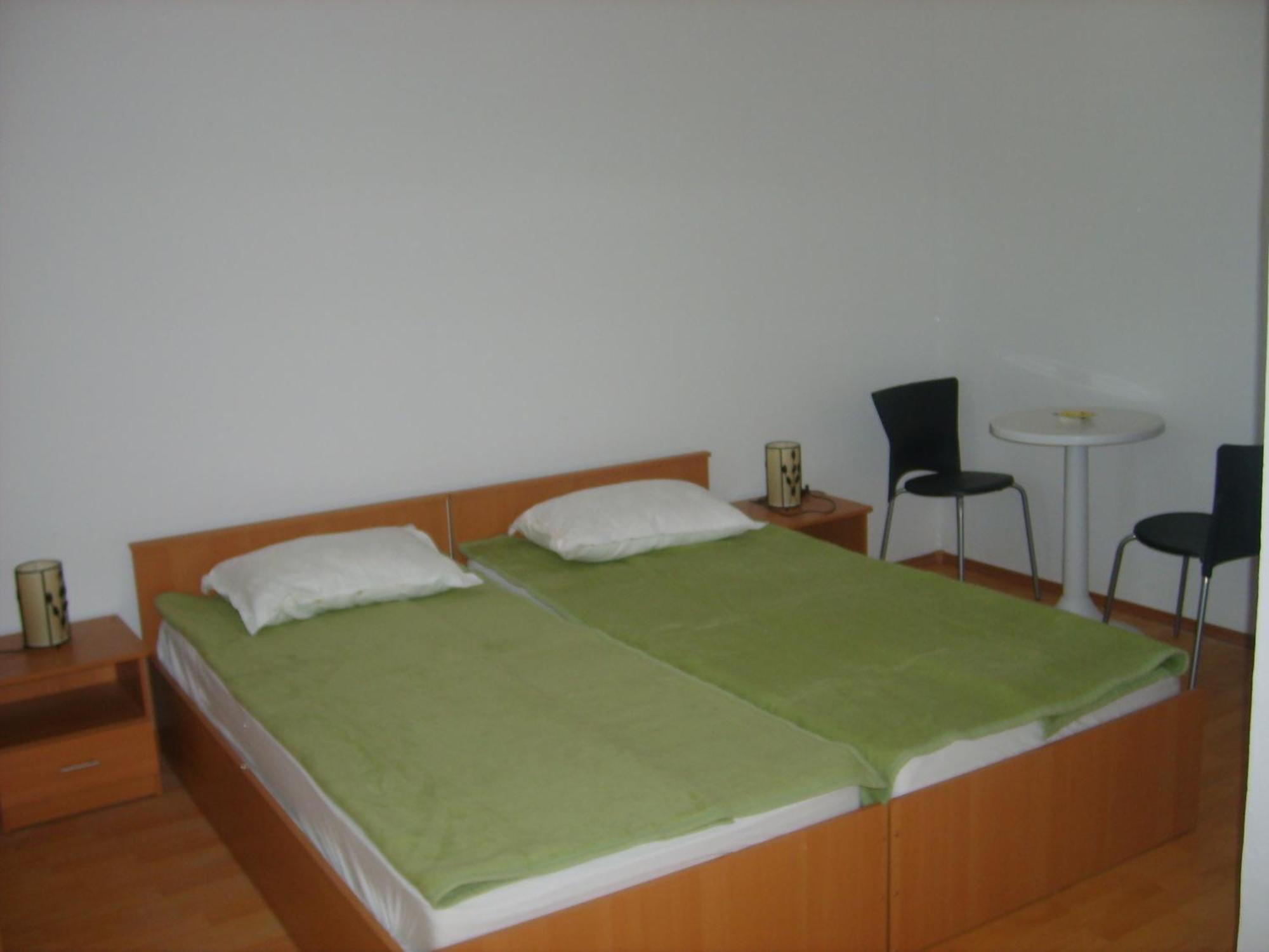 Apartmani Kljunak Затон Экстерьер фото